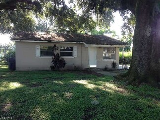 1051 Pineview Place, Lakeland, FL 33801
