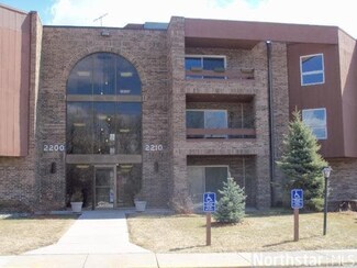 2210 Midland Grove Rd, Roseville, MN 55113