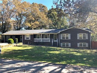 109 Berry St, Clemson, SC 29631