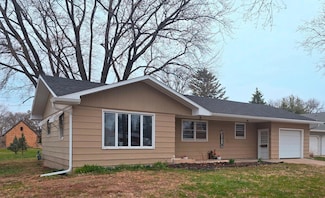 1403 2nd Ave, Mountain Lake, MN 56159