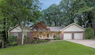 914 Cartier Ln, Little Rock, AR 72211