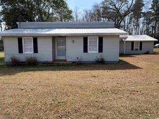 116 E County Line Rd, Hemingway, SC 29554