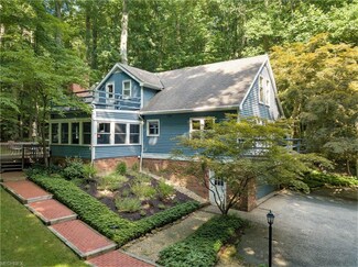 7459 Brigham Rd, Gates Mills, OH 44040