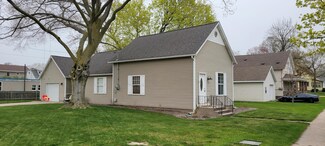 204 W Tinkham Ave, Ludington, MI 49431