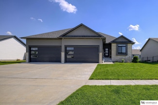 14711 Bailie St, Waverly, NE 68462
