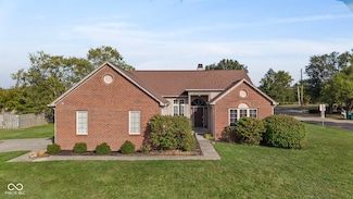 14901 Windmill Dr, Carmel, IN 46033