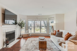 529 N Graham St Unit 2G, Charlotte, NC 28202