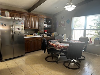 108 Wingren Ln, Arlington, TX 76014