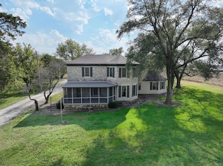 1429 US Highway 50, Peabody, KS 66866