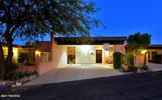 5466 N Arroyo Vista Dr, Tucson, AZ 85718