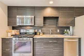 1800 E 4th St Unit 333, Austin, TX 78702