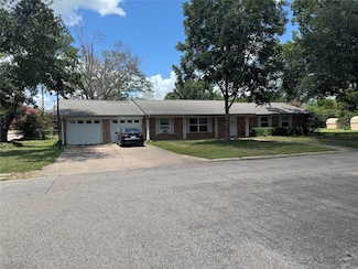 1910 Jefferson St, Commerce, TX 75428