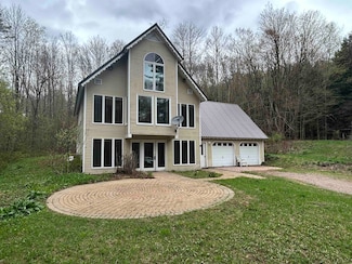 37 Poker Hill Rd, Underhill, VT 05489