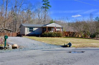 7021 Cain Forest Ct, Walkertown, NC 27051