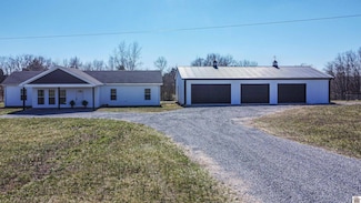 155 Camelot Dr, Cadiz, KY 42211