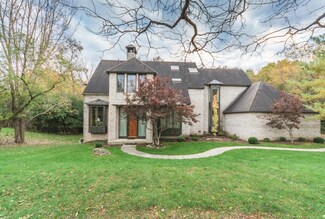 5543 Great Hawk Cir, Ann Arbor, MI 48105