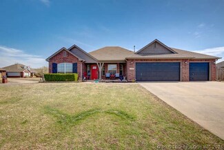 11205 S 275th Ave E, Coweta, OK 74429
