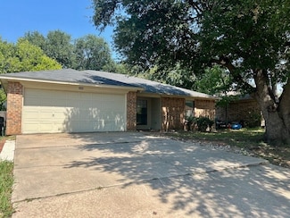 2905 Terry Ct, Denton, TX 76209