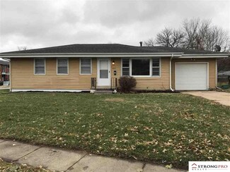 4217 N 64th St, Omaha, NE 68104