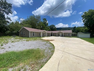 188 College Ave Unit B, Collinsville, AL 35961
