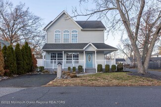 30 Farless Ave, Old Bridge, NJ 08857