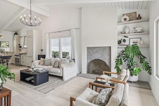 4352 Loma Riviera Ct, San Diego, CA 92110
