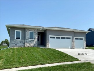 4975 Bulldog Ave, van Meter, IA 50261