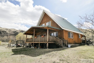 126 Old Stage Rd, Salmon, ID 83467