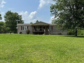 108 Hawn Dr, Crab Orchard, TN 37723