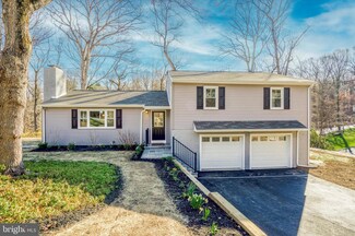 71 Birch Ln, Paoli, PA 19301