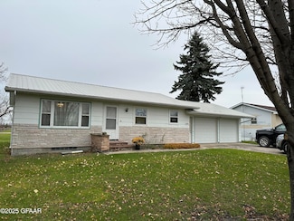 6086 County Road 4, Minto, ND 58261