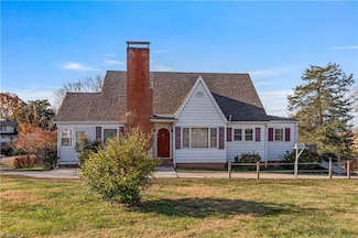 624 E 52 Bypass, Pilot Mountain, NC 27041