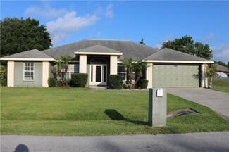 4543 Ashford Dr, Winter Haven, FL 33880