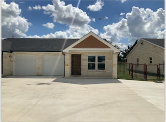 130 Gamino Rd, Palmer, TX 75152