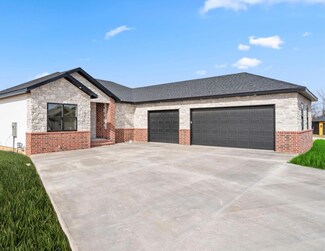 771 S Lombard Ct, Nixa, MO 65714