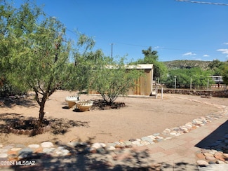 219 W Quarelli St, Winkelman, AZ 85192