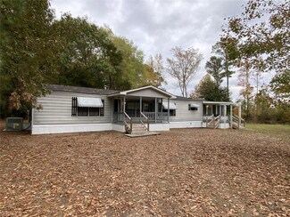 25351 Bows and Arrows Rd, Zuni, VA 23898