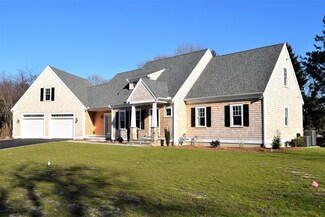 8 Rue Michele, Barnstable, MA 02637