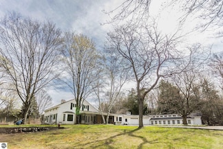 3080 N Lake Leelanau Dr, Lake Leelanau, MI 49653