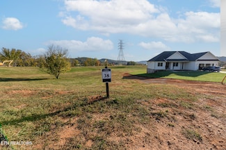 121 Purple Iris Place, Loudon, TN 37774