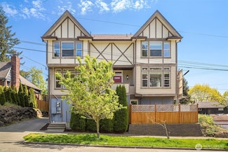 8230 17th Ave NE Unit B, Seattle, WA 98115