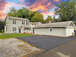 634 9th Ave, New Brighton, PA 15066