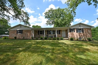 9124 Scamper Ln, Blue Ash, OH 45242