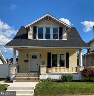 114 W Caracas Ave, Hershey, PA 17033