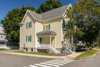 227 Cass St Unit 1, Portsmouth, NH 03801
