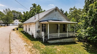 1301 Myrtle St, Parkersburg, WV 26101