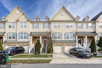 67 Tailor Ln, Sicklerville, NJ 08081