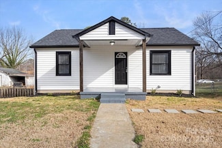 1110 Alexander St, Statesville, NC 28677