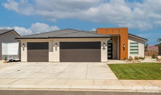 6043 S Hydrangea Way, Saint George, UT 84790