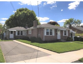 45 Shepherd St, Chicopee, MA 01013